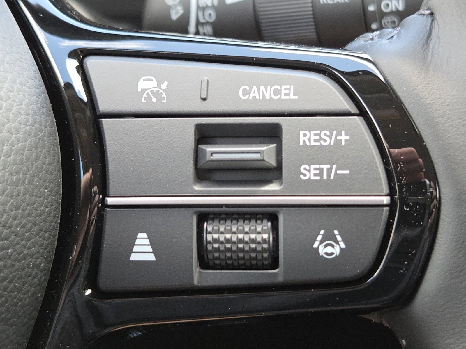 New 2026 Honda CR-V EX-L image 9