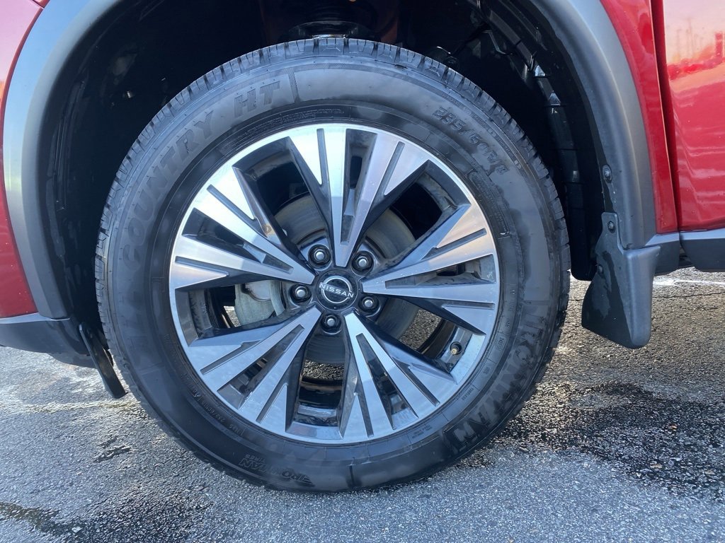 Used 2023 Nissan Rogue SV image 29