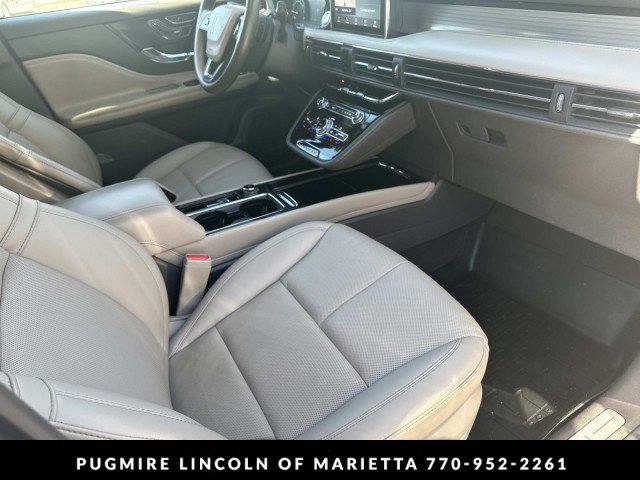 Used 2022 Lincoln Corsair FWD w/ Premium Package image 31