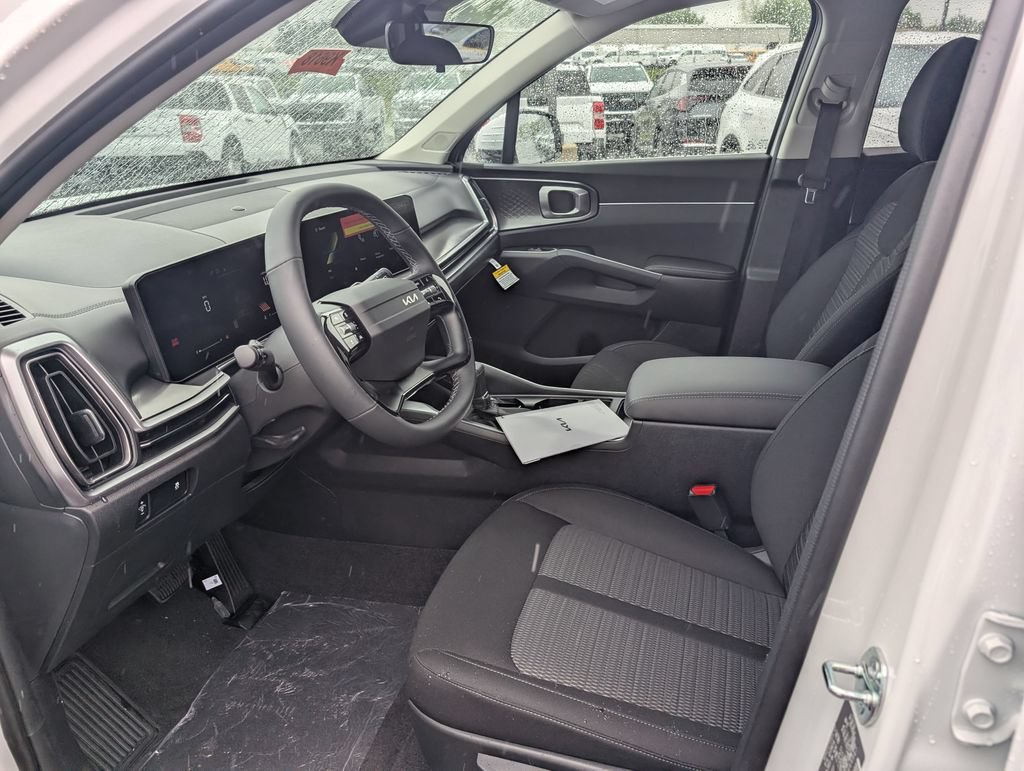 New 2026 Kia Sorento LX FWD image 13