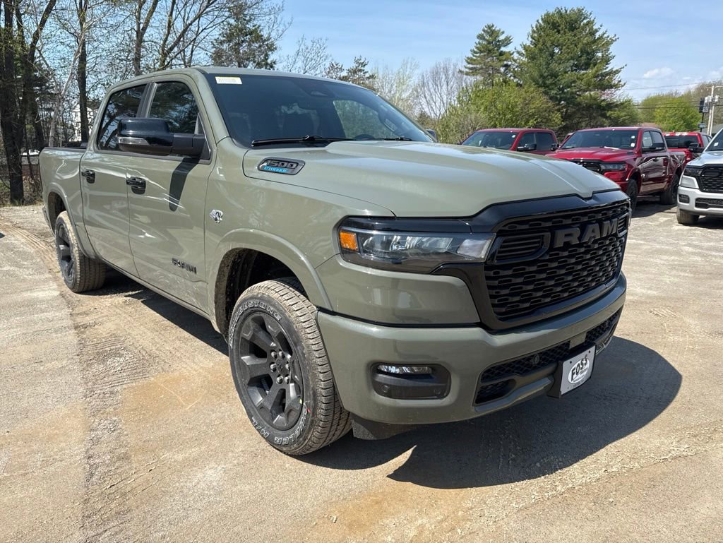 New 2026 RAM 1500 4x4 Crew Cab image 7
