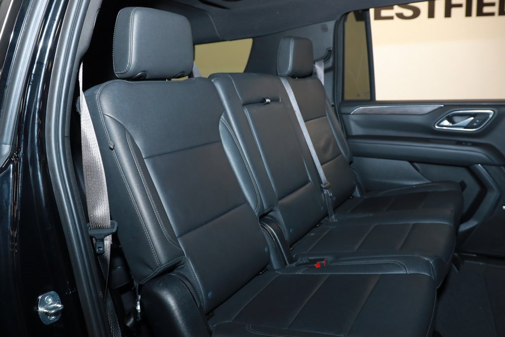 Used 2024 Chevrolet Suburban LT image 14