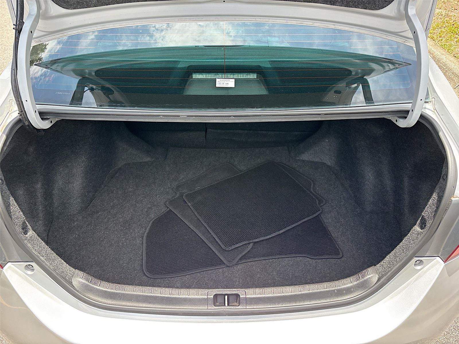 Used 2014 Toyota Corolla S FWD image 25