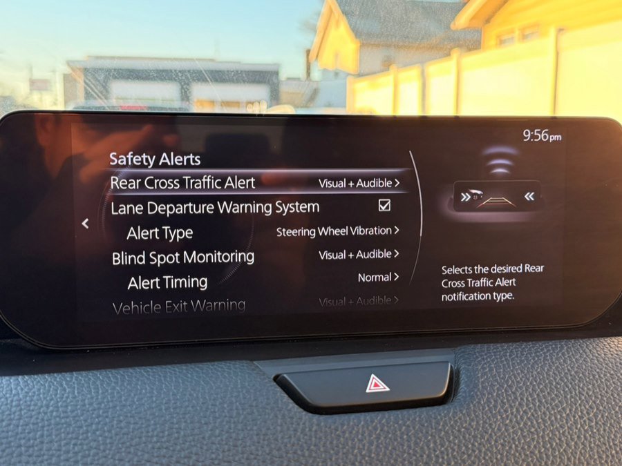 Used 2024 MAZDA CX-90 3.3 Turbo w/ Preferred Plus image 38