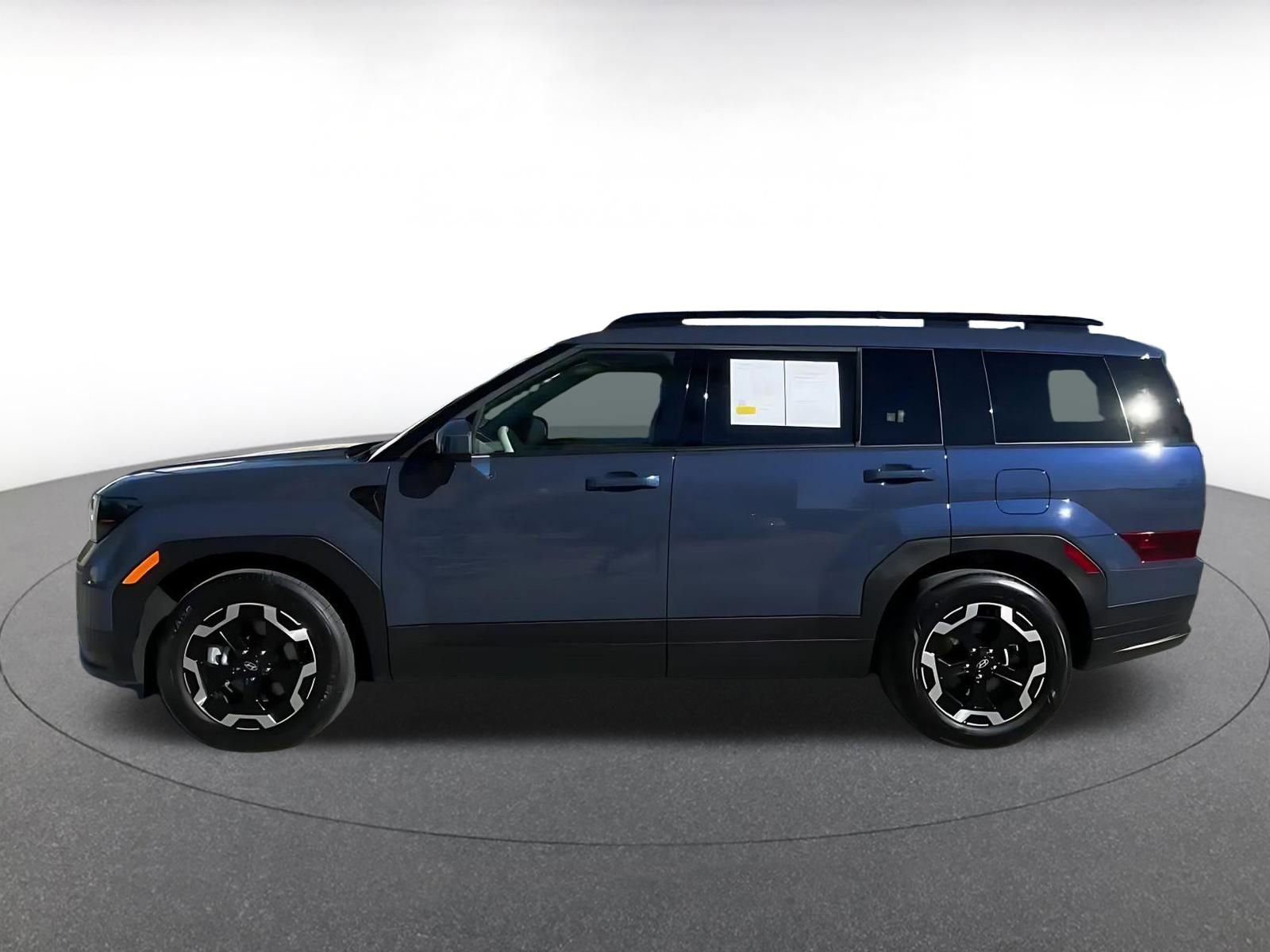 Used 2025 Hyundai Santa Fe SEL image 9