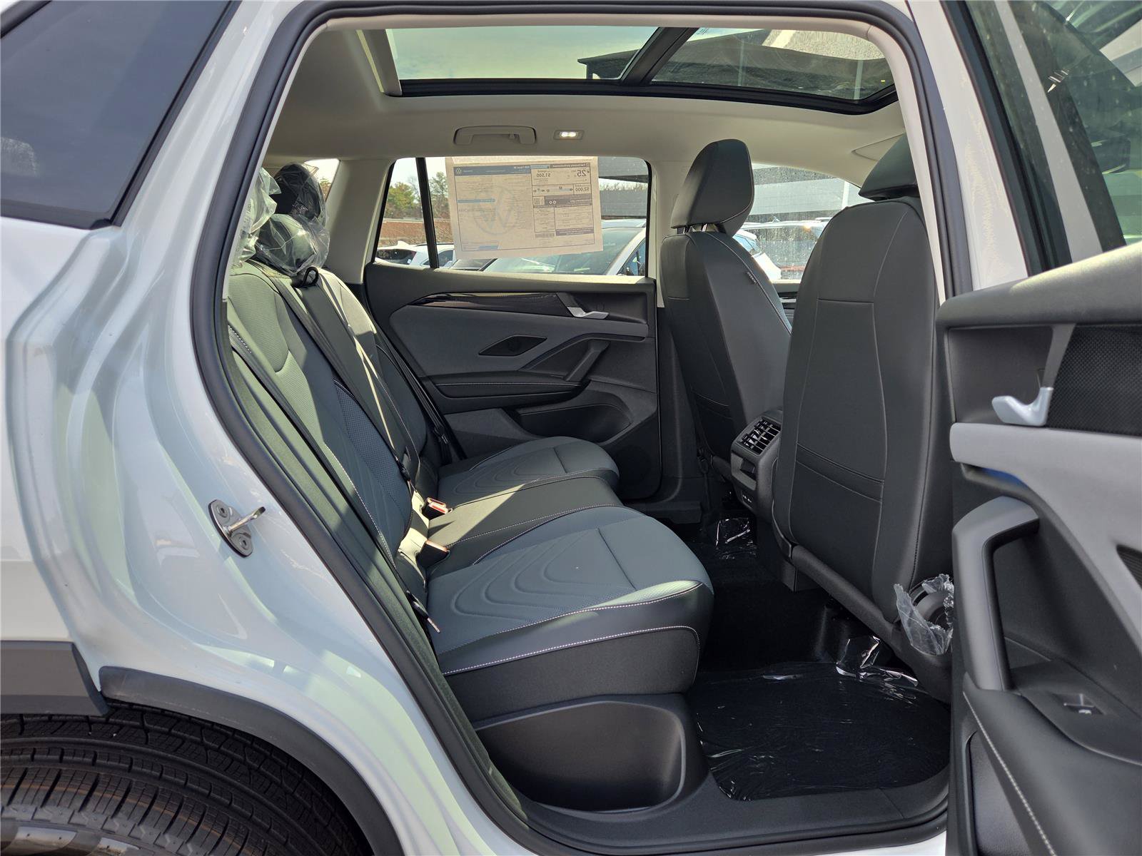 New 2026 Volkswagen Tiguan SE AWD/4WD image 27