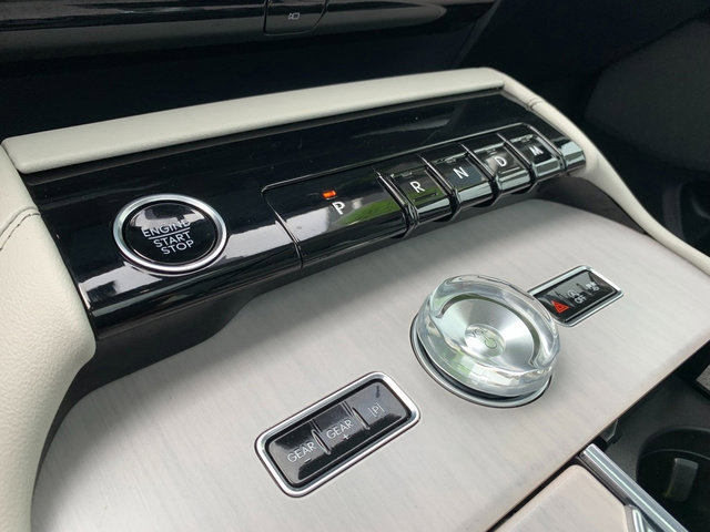 Certified 2025 Lincoln Navigator Reserve image 24