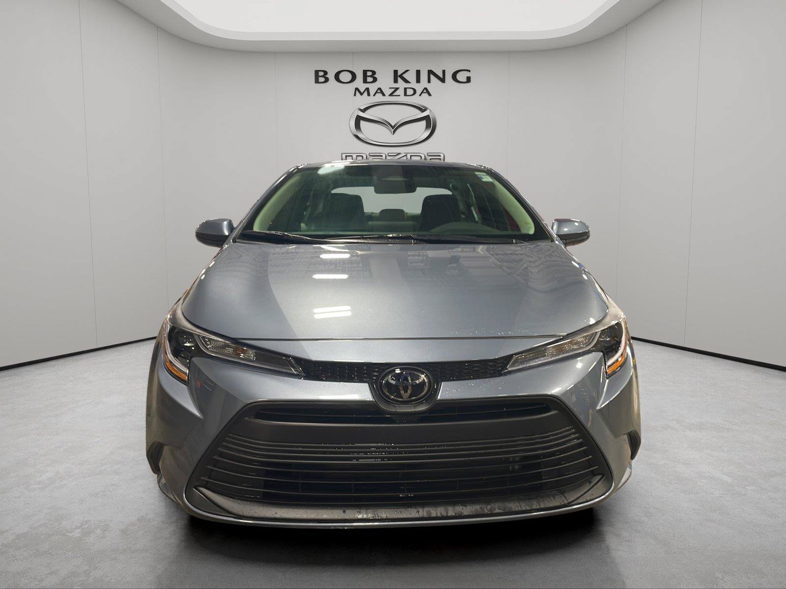 Used 2024 Toyota Corolla LE FWD image 8