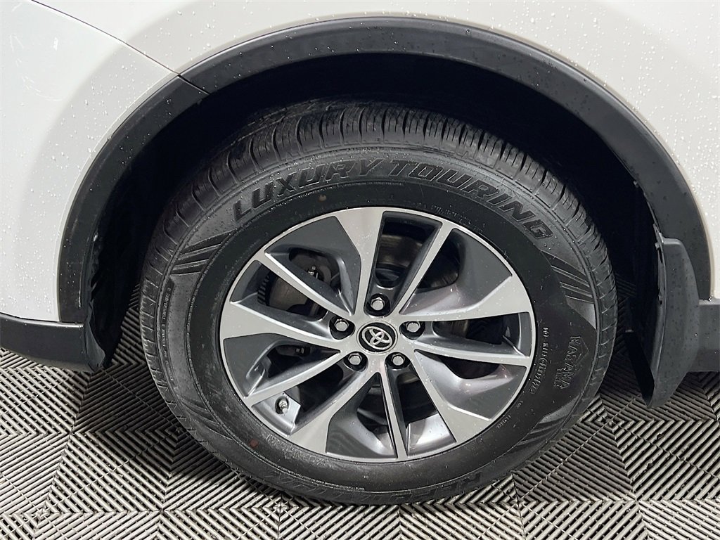 Certified 2018 Toyota RAV4 LE Plus image 26