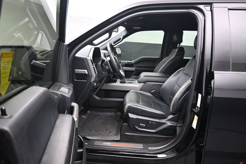 Used 2018 Ford F150 Raptor w/ Equipment Group 802A Luxury AWD/4WD image 11
