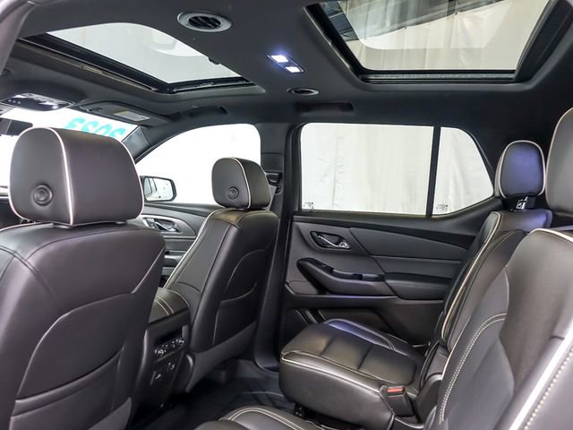 Certified 2023 Chevrolet Traverse Premier w/ Redline Edition image 16