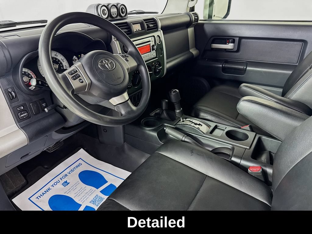 Used 2014 Toyota FJ Cruiser 4WD w/ Convenience Package image 11