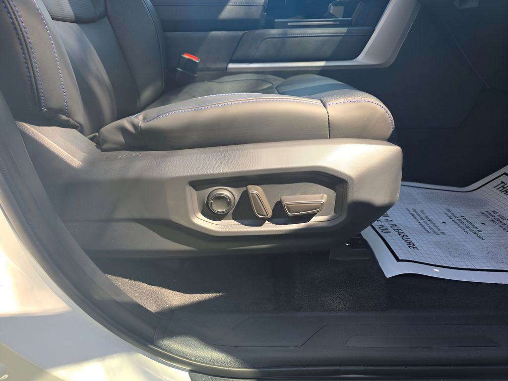 Used 2026 Toyota Sequoia Platinum image 16