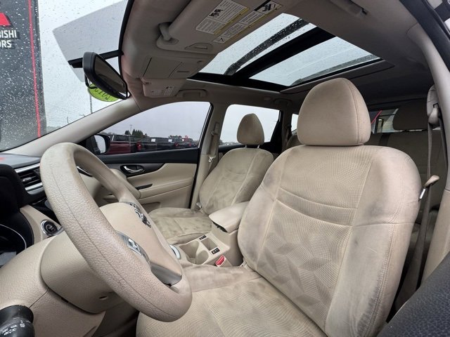 Used 2015 Nissan Rogue SV w/ SV Premium Package image 20