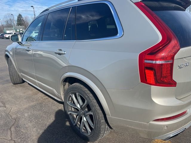 Used 2016 Volvo XC90 T6 Momentum w/ Vision Package image 8