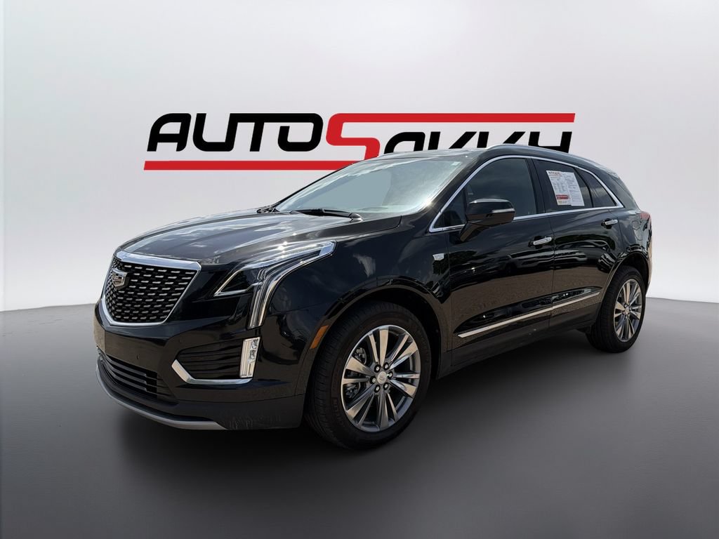 Used 2025 Cadillac XT5 Premium Luxury w/ Technology Package FWD image 1