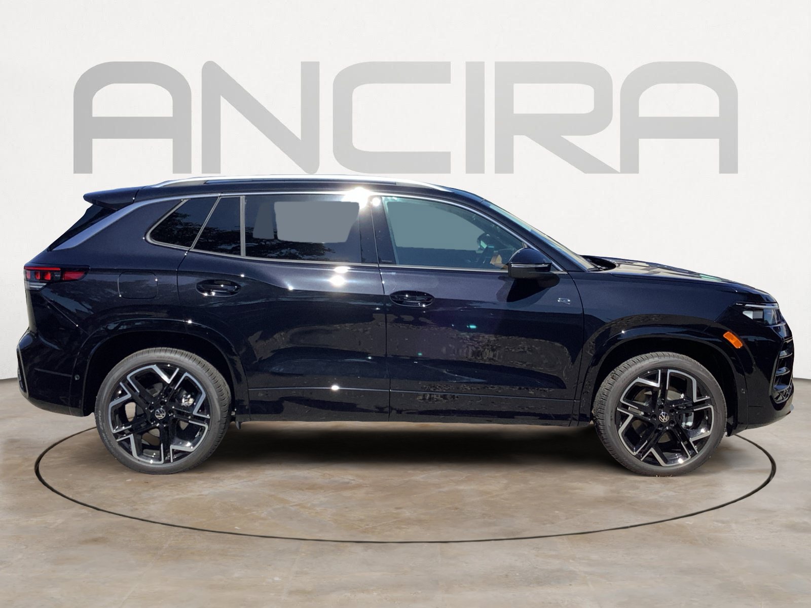 New 2026 Volkswagen Tiguan SEL R-Line AWD/4WD image 9