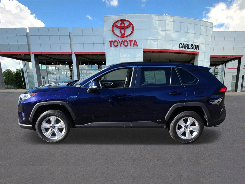 Used 2020 Toyota RAV4 XLE image 7
