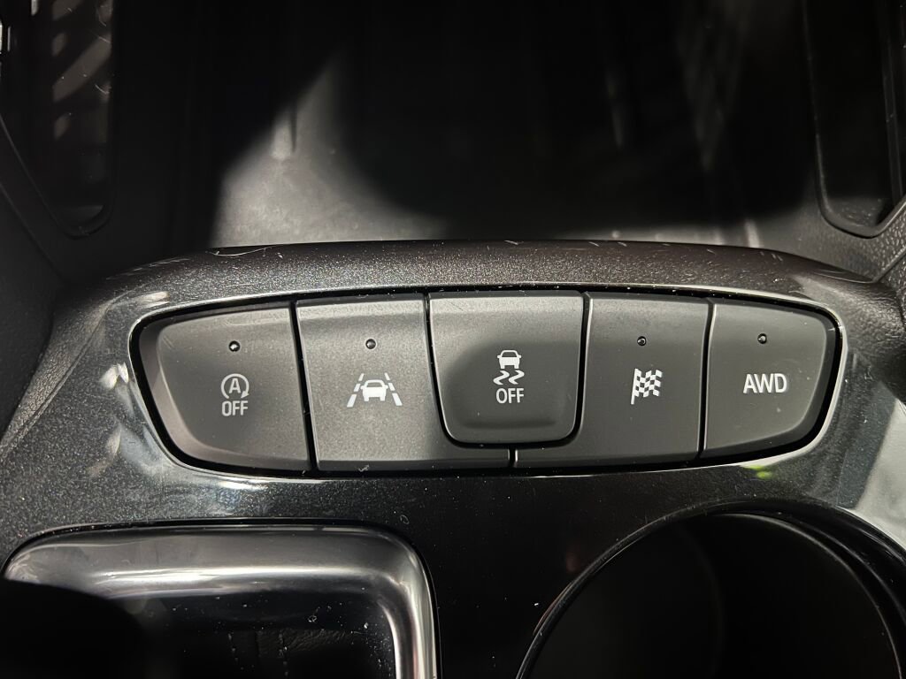 Used 2023 Chevrolet TrailBlazer ACTIV w/ Convenience Package image 14