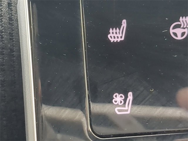 Used 2024 Toyota bZ4X Limited image 23