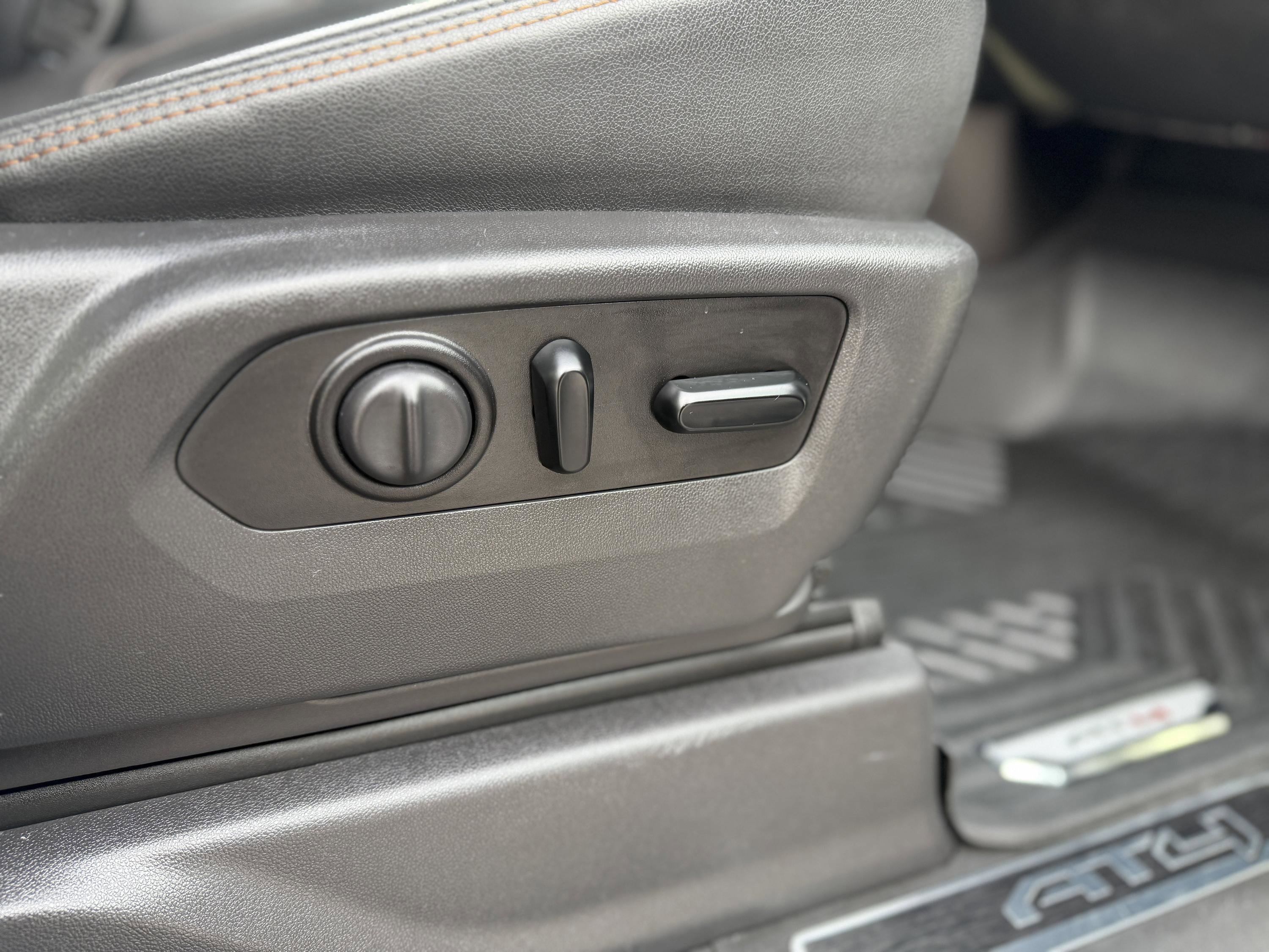 Used 2021 GMC Sierra 2500 AT4 w/ AT4 Premium Plus Package image 22