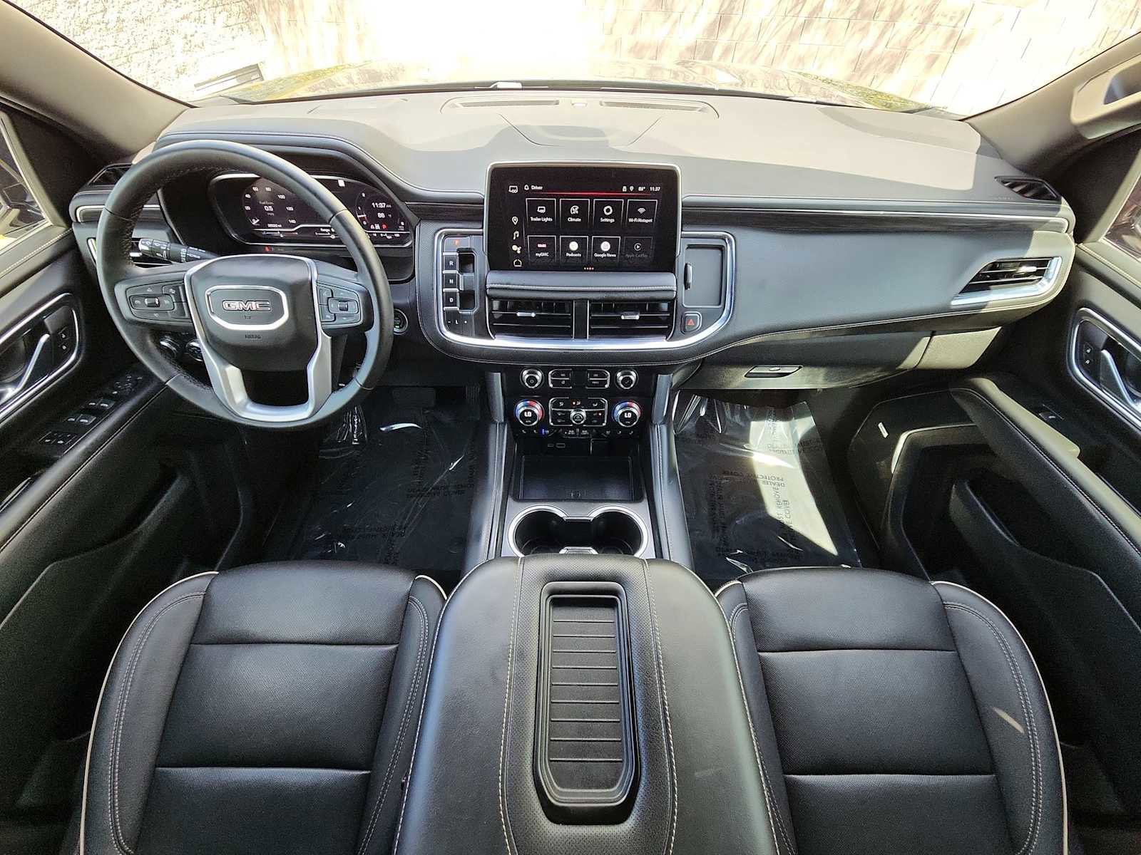 Used 2023 GMC Yukon SLT image 14