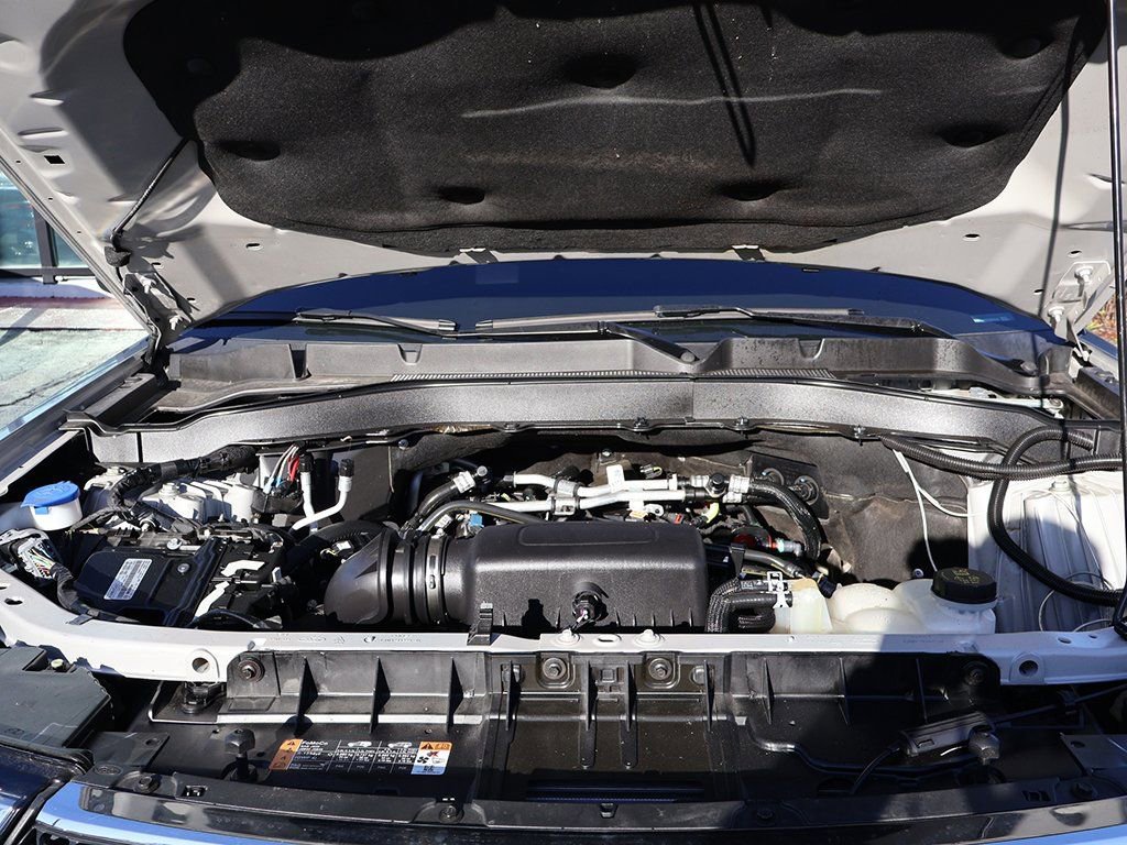 Used 2023 Ford Explorer XLT w/ Equipment Group 202A RWD image 19