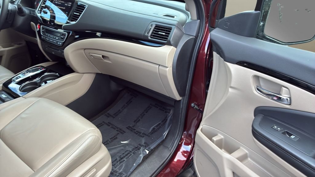 Used 2021 Honda Pilot Touring image 10