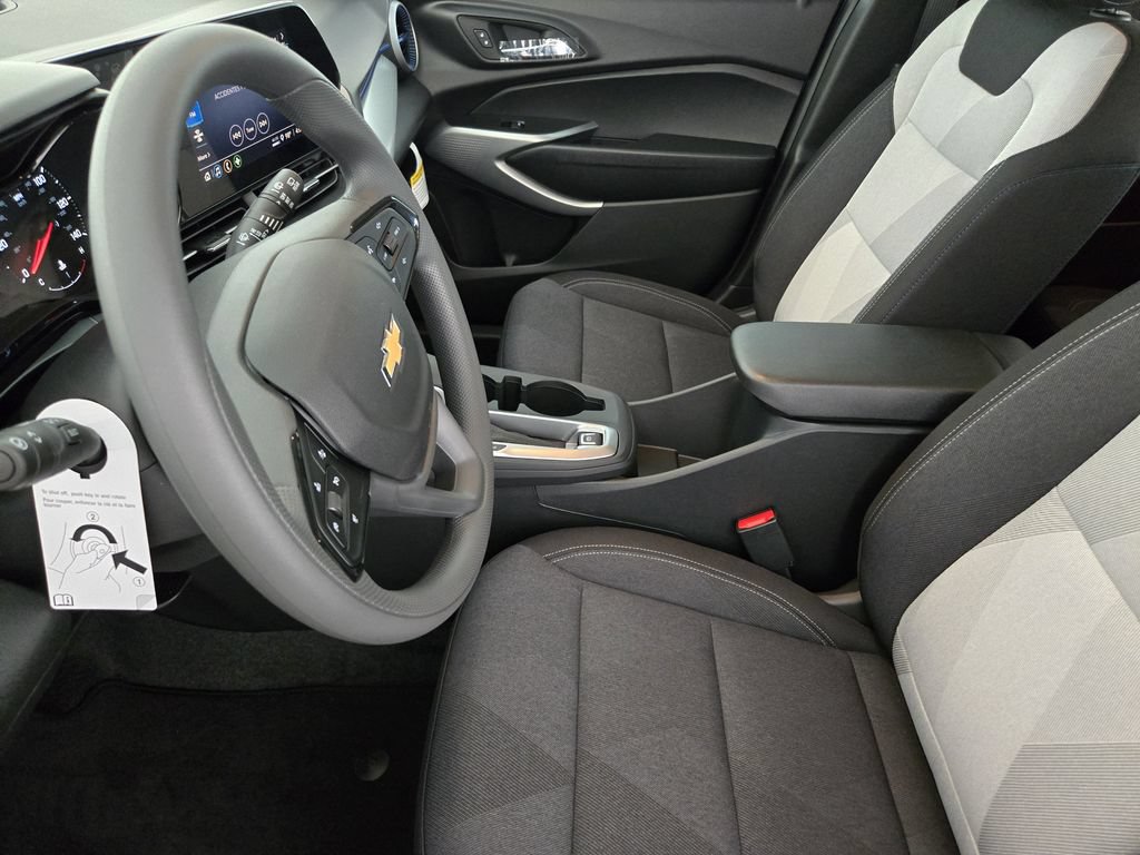 New 2026 Chevrolet Trax LS w/ Driver Confidence Package FWD image 15