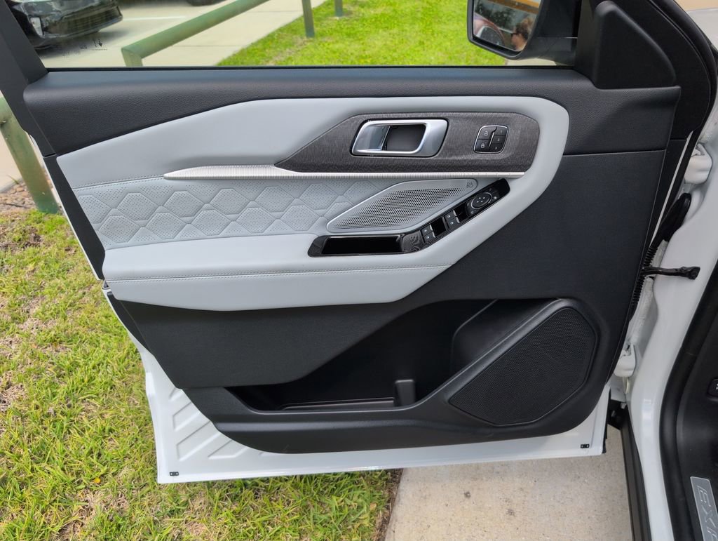 New 2026 Ford Explorer Platinum AWD/4WD image 30