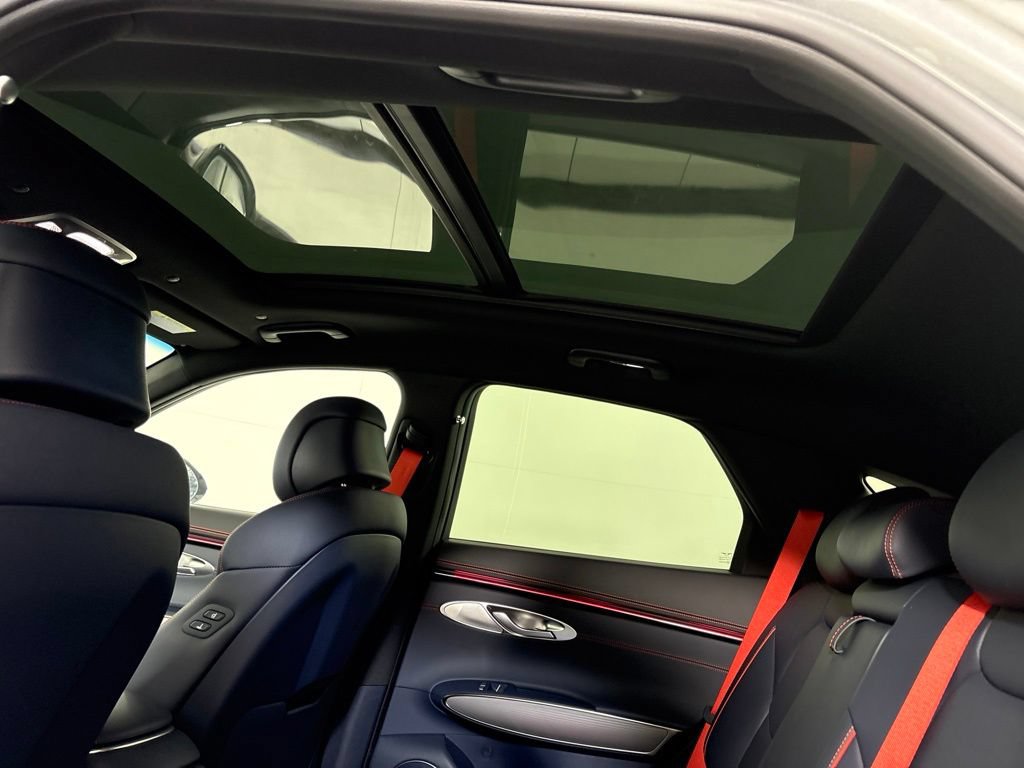 New 2027 Genesis GV70 2.5T Sport Prestige AWD/4WD image 20