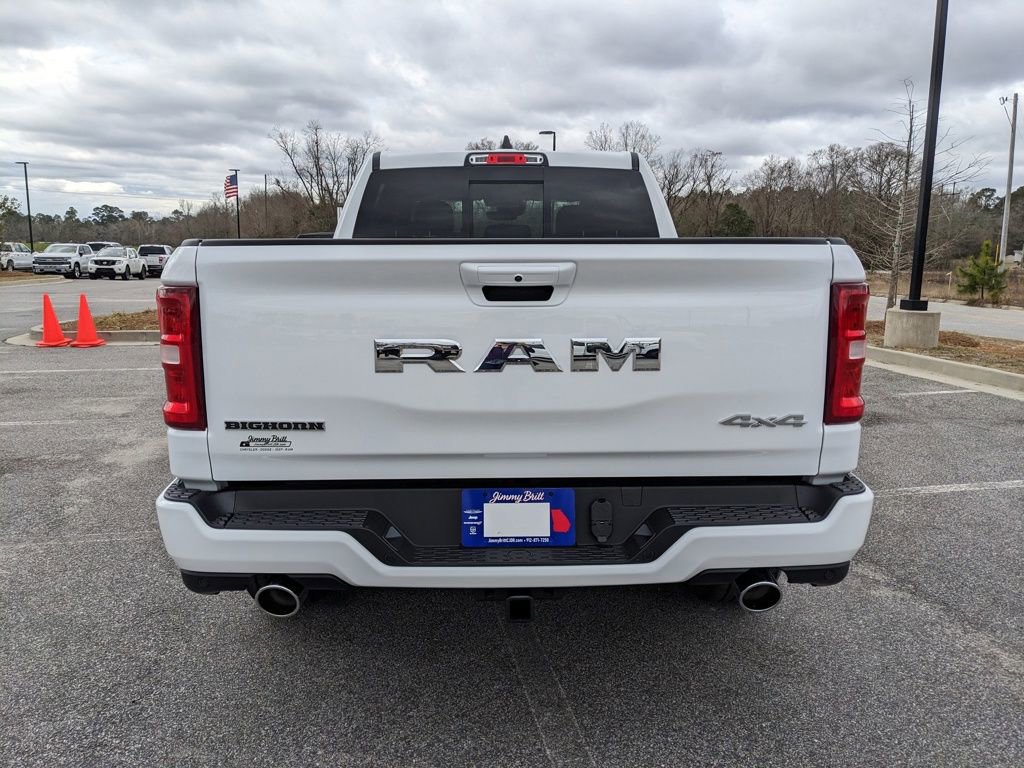 New 2026 RAM 1500 4x4 Crew Cab image 18