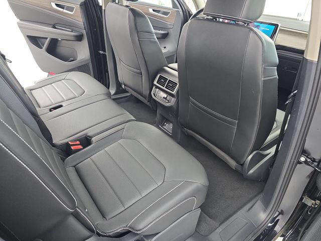 Certified 2025 Volkswagen Atlas SEL AWD/4WD image 11