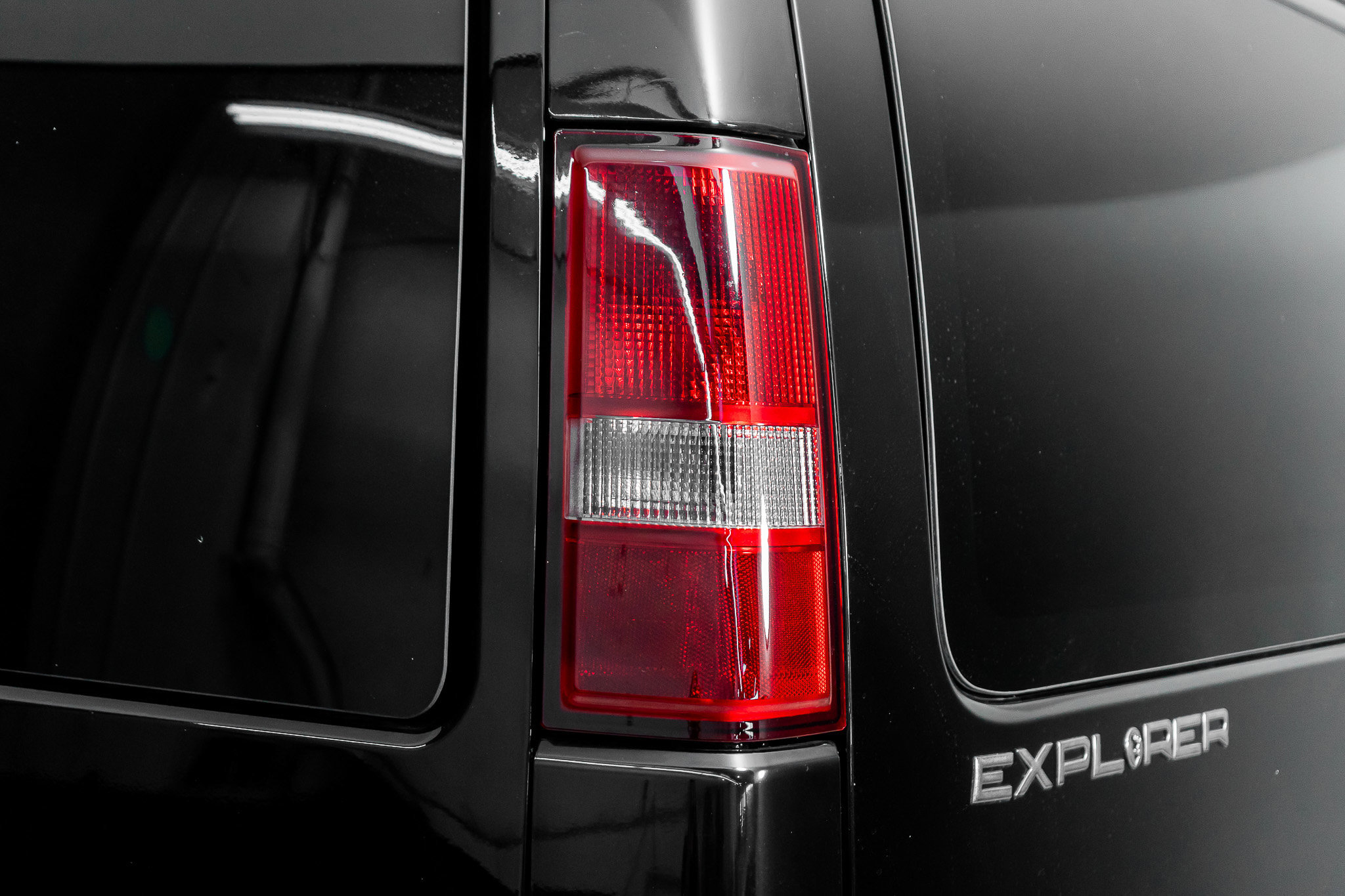 Used 2023 GMC Savana 2500 Conversion Van image 14