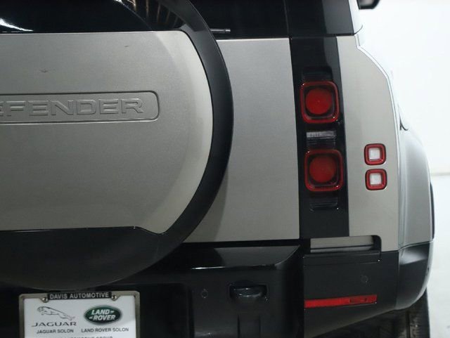 Certified 2024 Land Rover Defender 110 X-Dynamic SE image 47