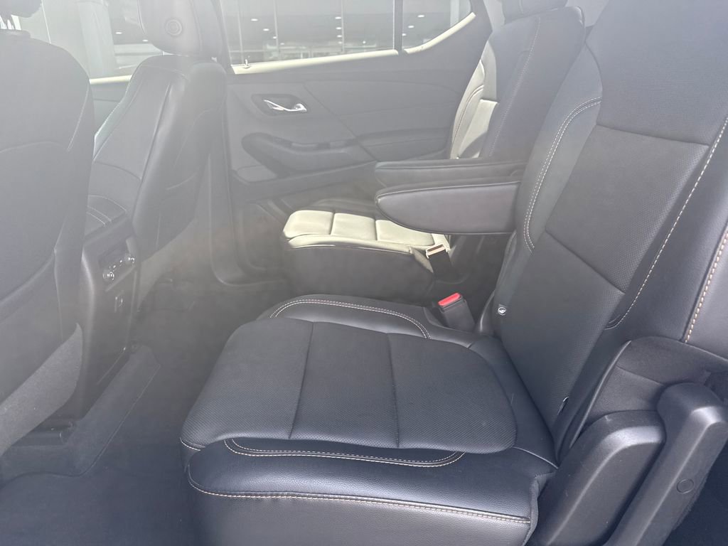 Used 2018 Chevrolet Traverse LT FWD image 37