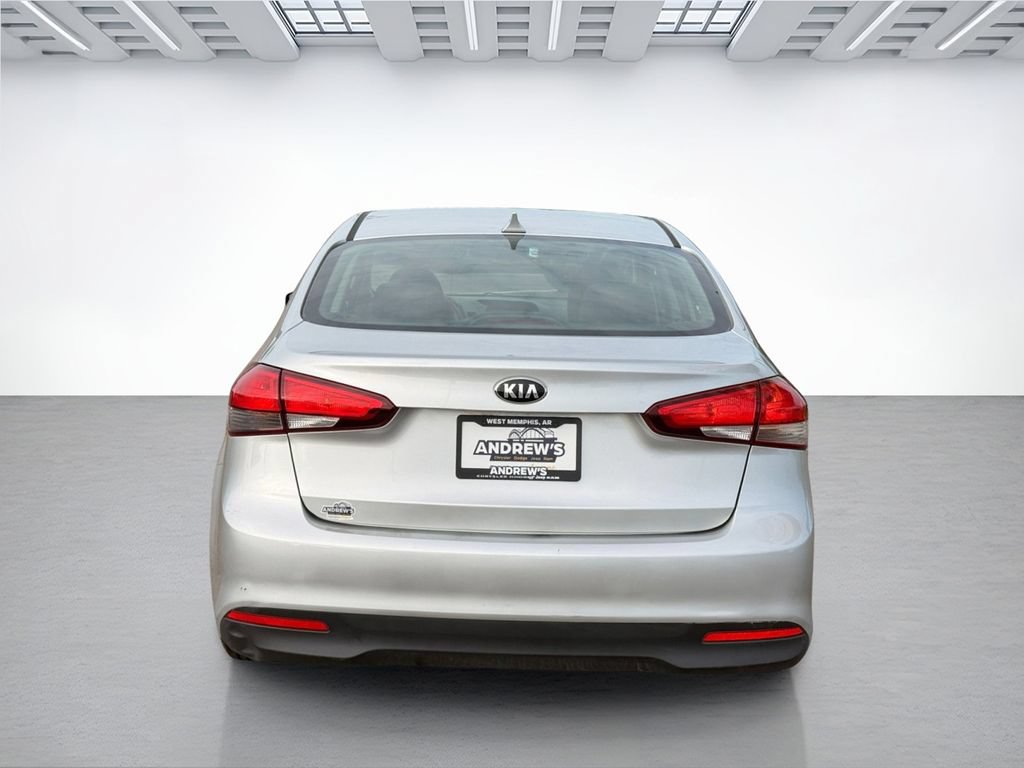 Used 2017 Kia Forte LX FWD image 6