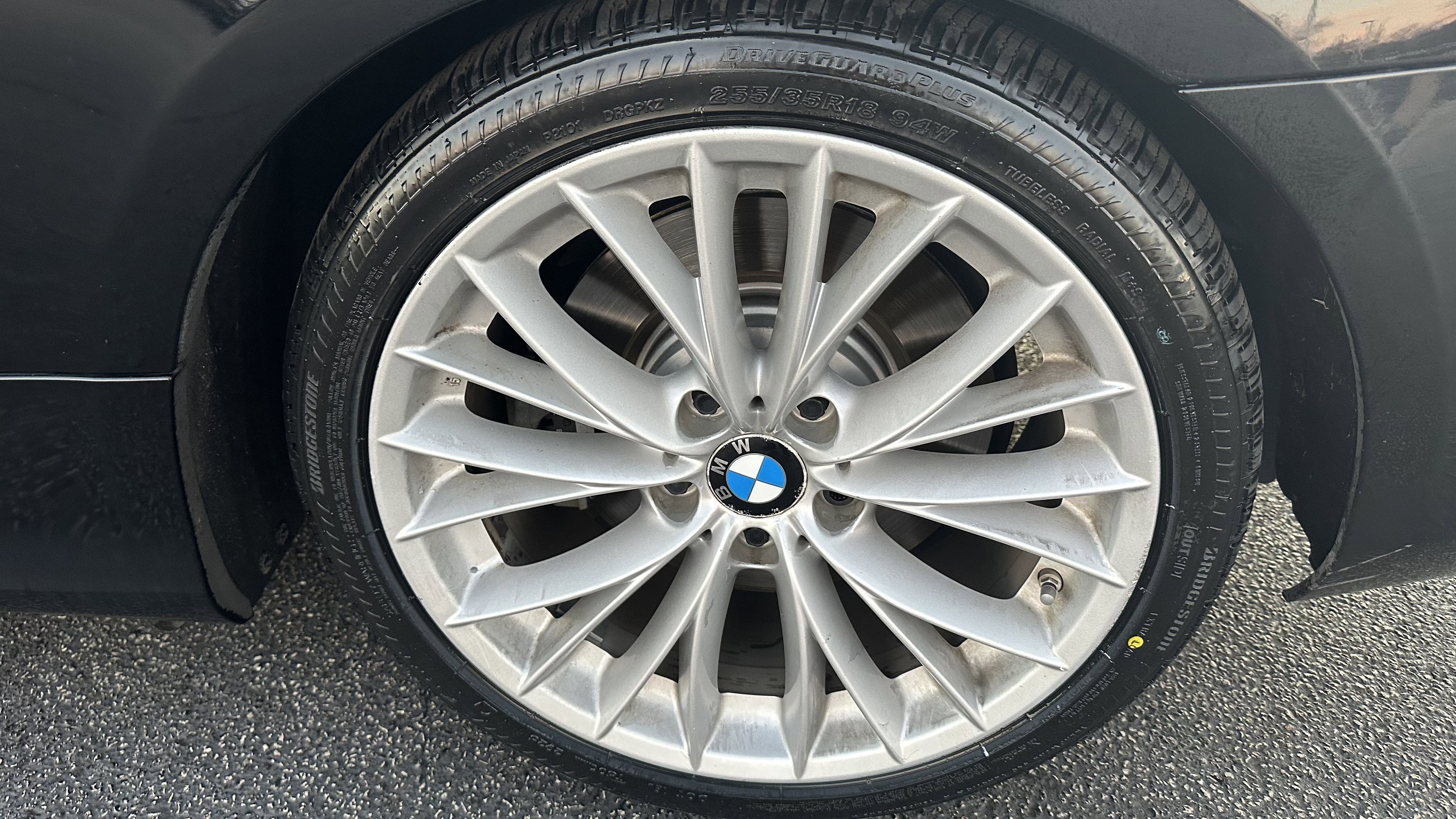 Used 2011 BMW 335i Convertible image 13