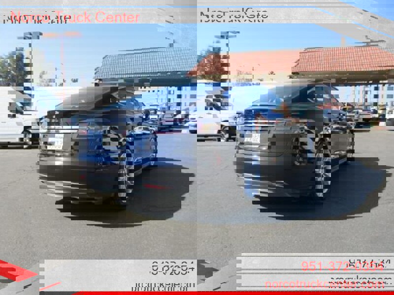 Used 2013 Tesla Model S Performance image 3