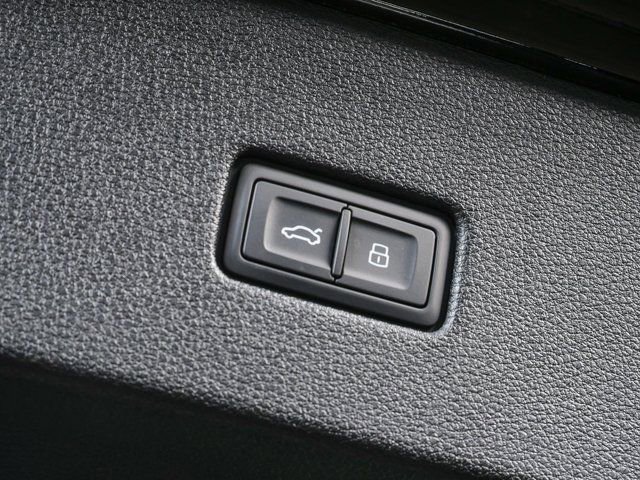 New 2026 Audi Q8 Prestige image 30