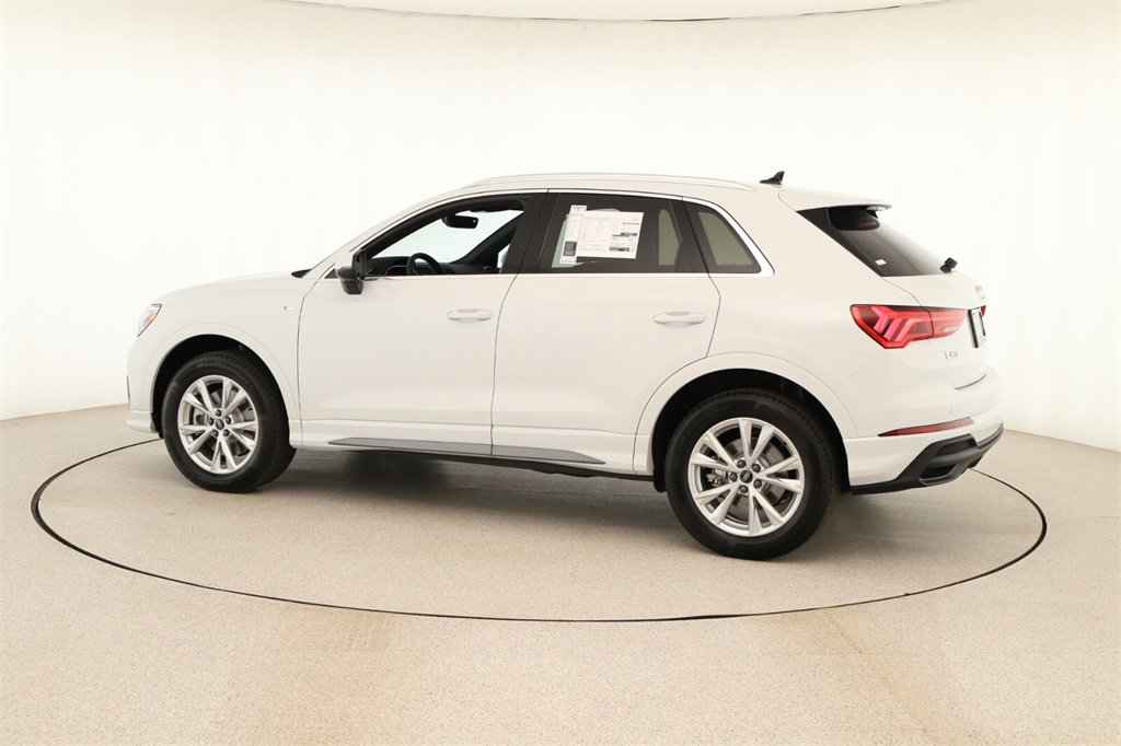 New 2025 Audi Q3 2.0T Premium image 3