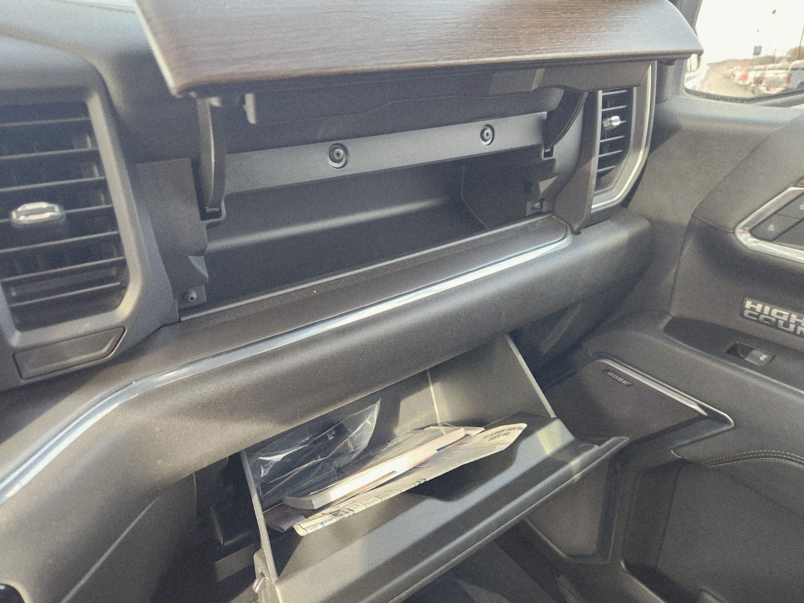 Used 2023 Chevrolet Silverado 1500 High Country w/ High Country Premium Package AWD/4WD image 55