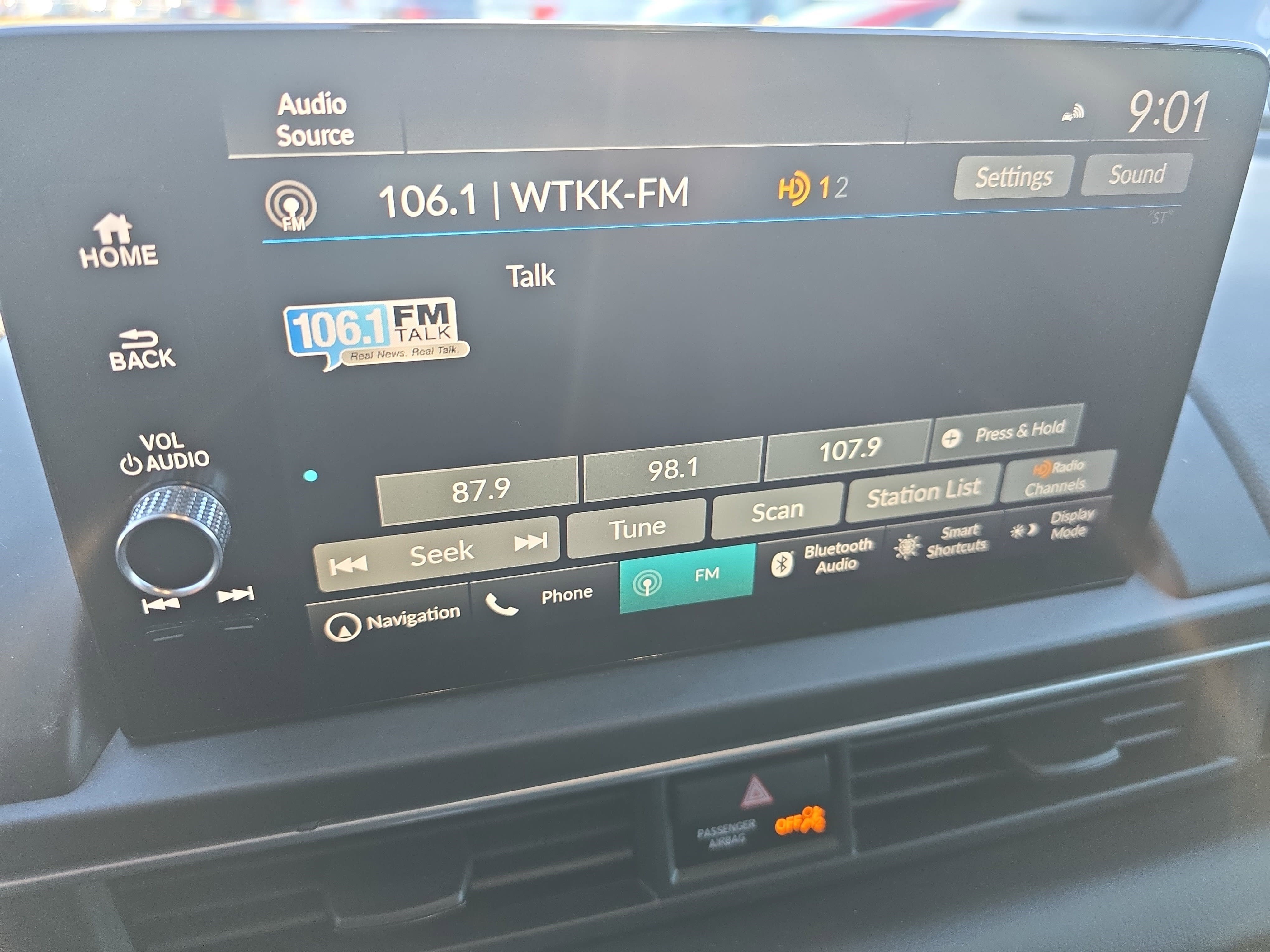 Used 2024 Honda Pilot Touring image 24