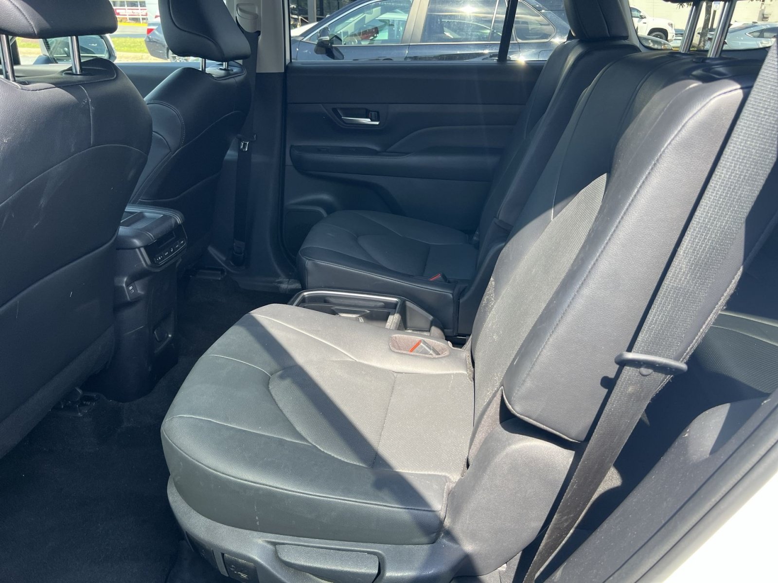 Used 2025 Toyota Grand Highlander AWD image 21
