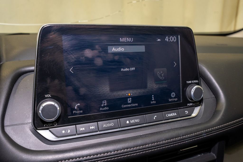 Used 2024 Nissan Rogue SV image 13