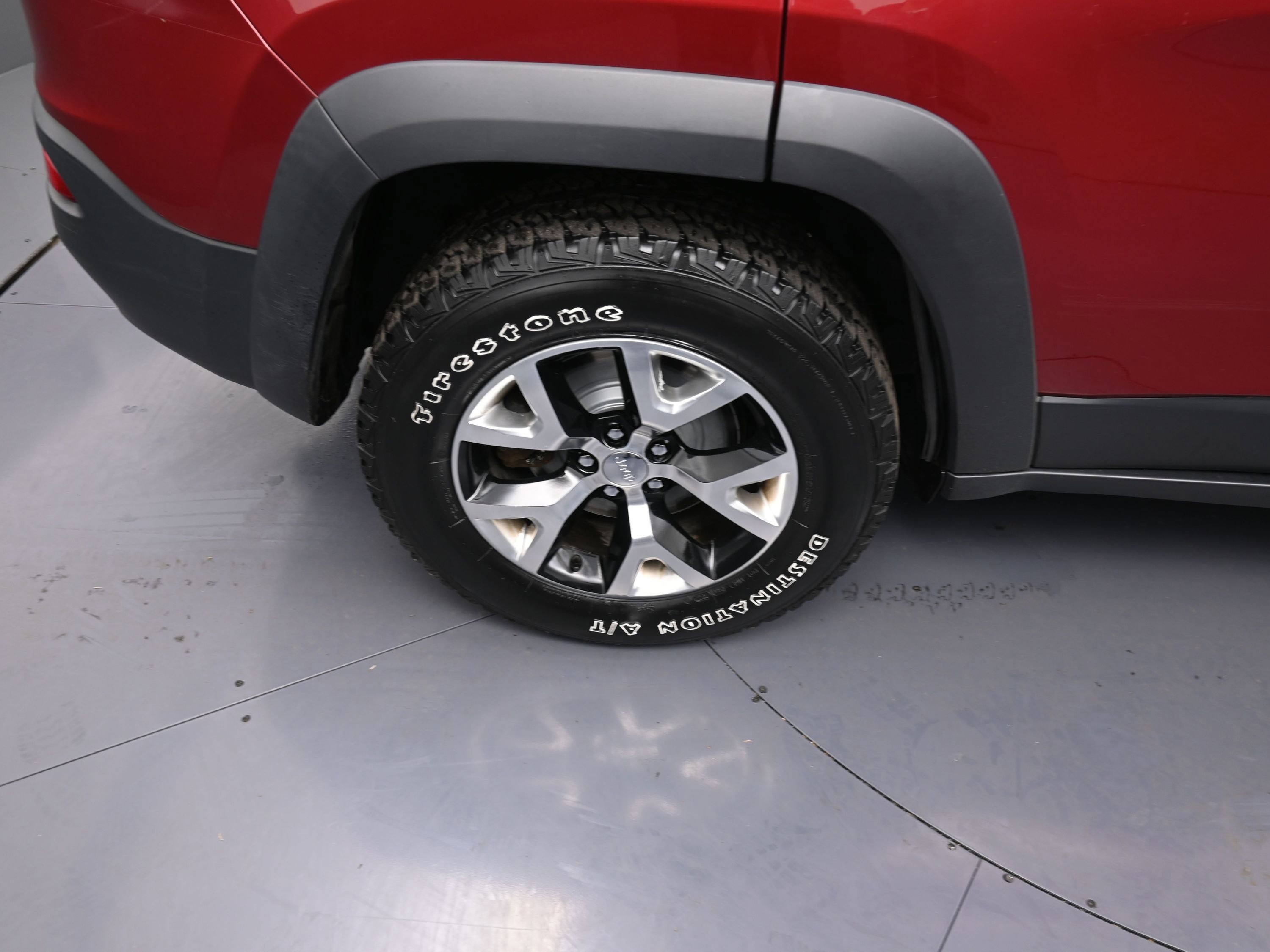 Used 2015 Jeep Cherokee Trailhawk w/ Comfort/Convenience Group image 28