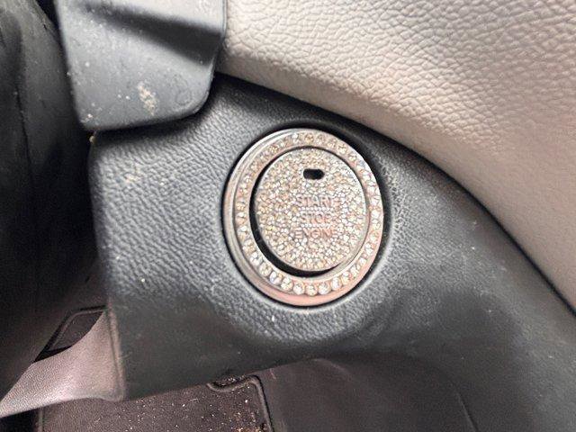 Used 2022 Chevrolet Equinox LS w/ LS Convenience Package FWD image 9