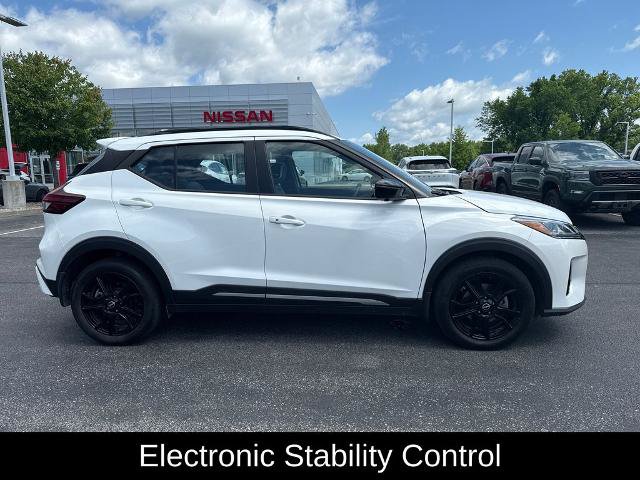 Certified 2024 Nissan Kicks SR w/ SR Premium Package FWD image 15
