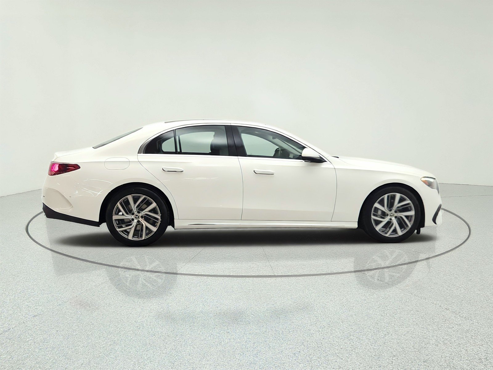 Certified 2026 Mercedes-Benz E 350 Sedan image 4