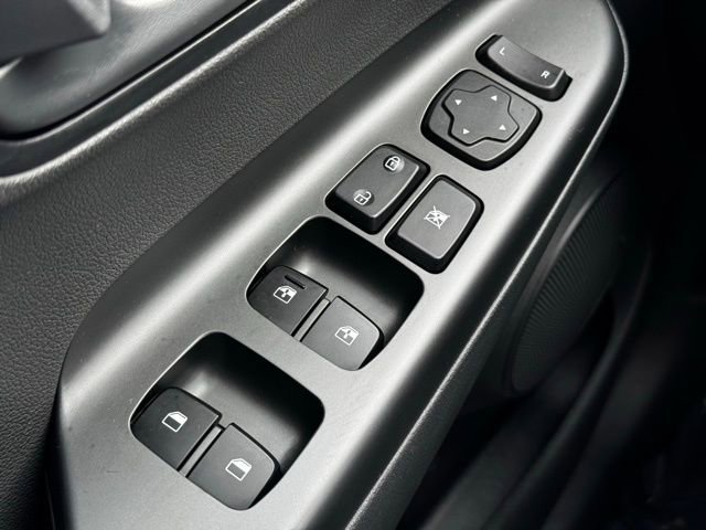 Used 2019 Hyundai Kona SEL w/ SEL Tech Package 02 image 29